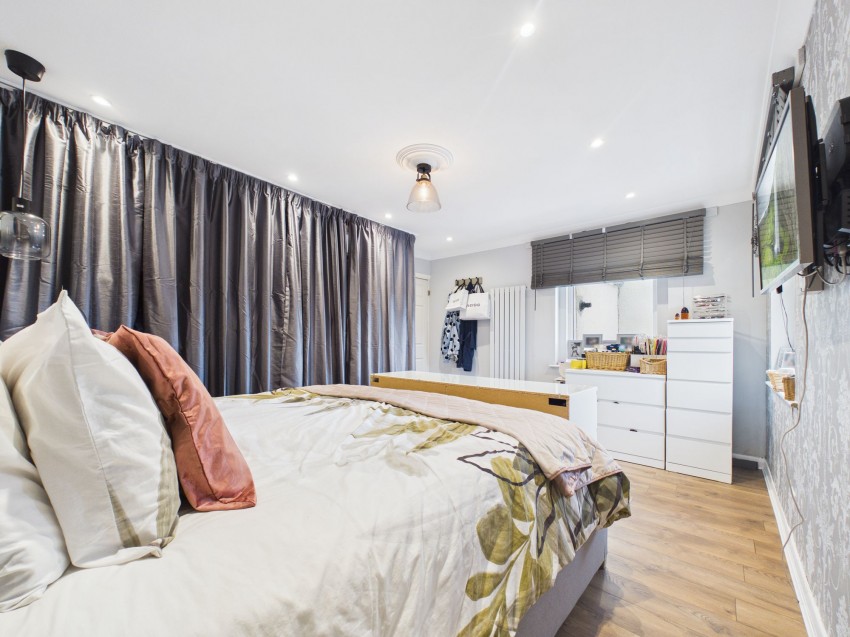 Images for School Road, Tilehurst, RG31