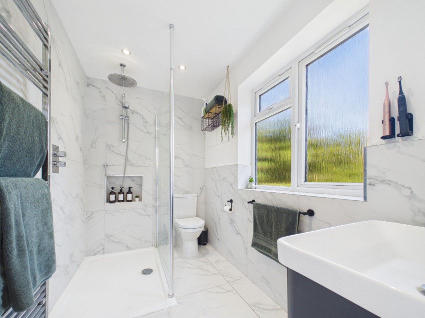 Images for New Lane Hill, Tilehurst, RG30