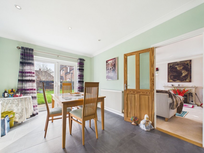 Images for Pangbourne Road, Upper Basildon, RG8