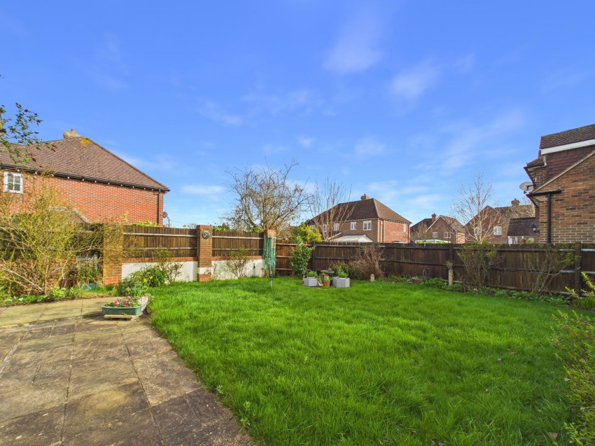 Images for Pangbourne Road, Upper Basildon, RG8