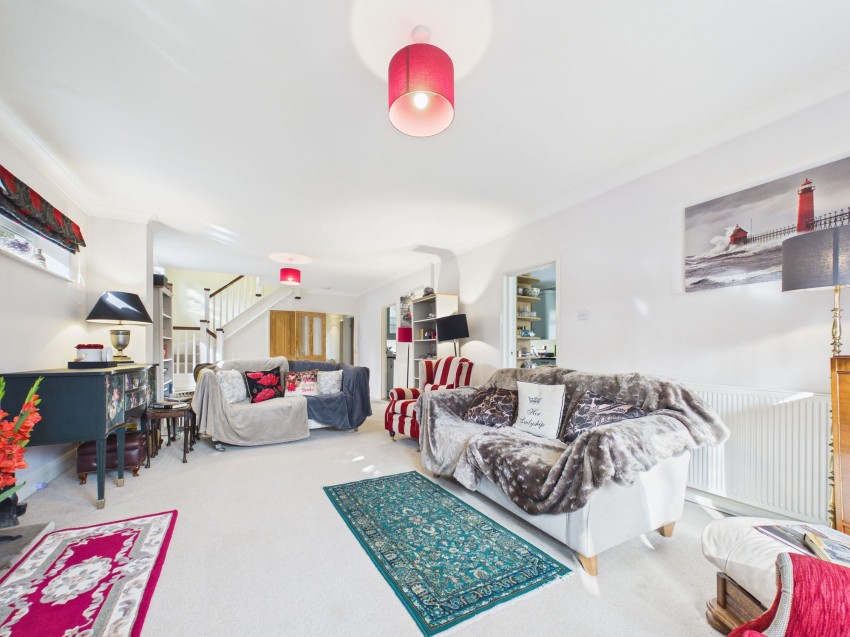 Images for Pangbourne Road, Upper Basildon, RG8