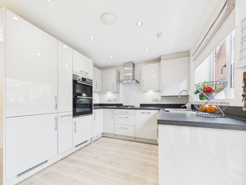 Images for Shipridge Drive, Spencers Wood, RG7