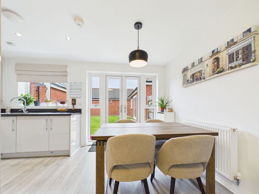 Images for Shipridge Drive, Spencers Wood, RG7