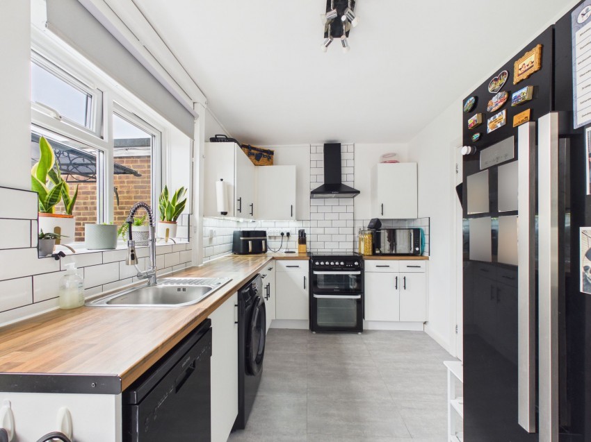 Images for Brixham Road, Reading, RG2