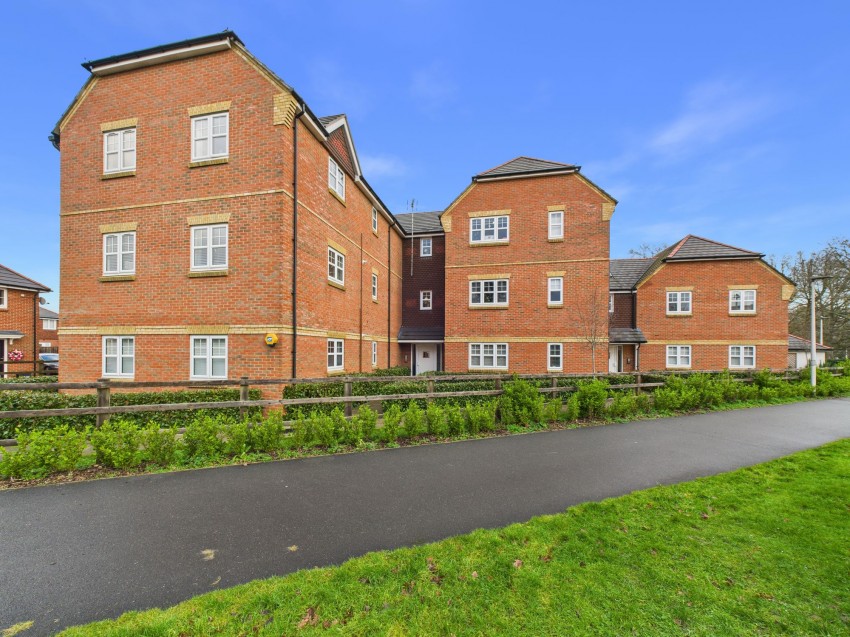 Images for Equestrian Court, Arborfield Green, RG2
