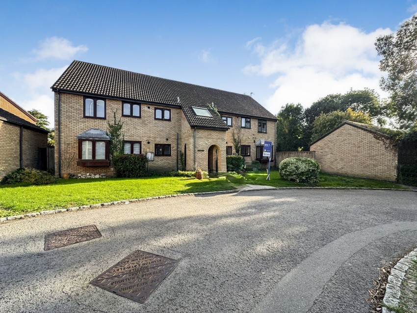 Images for Calbourne Drive, Calcot, RG31