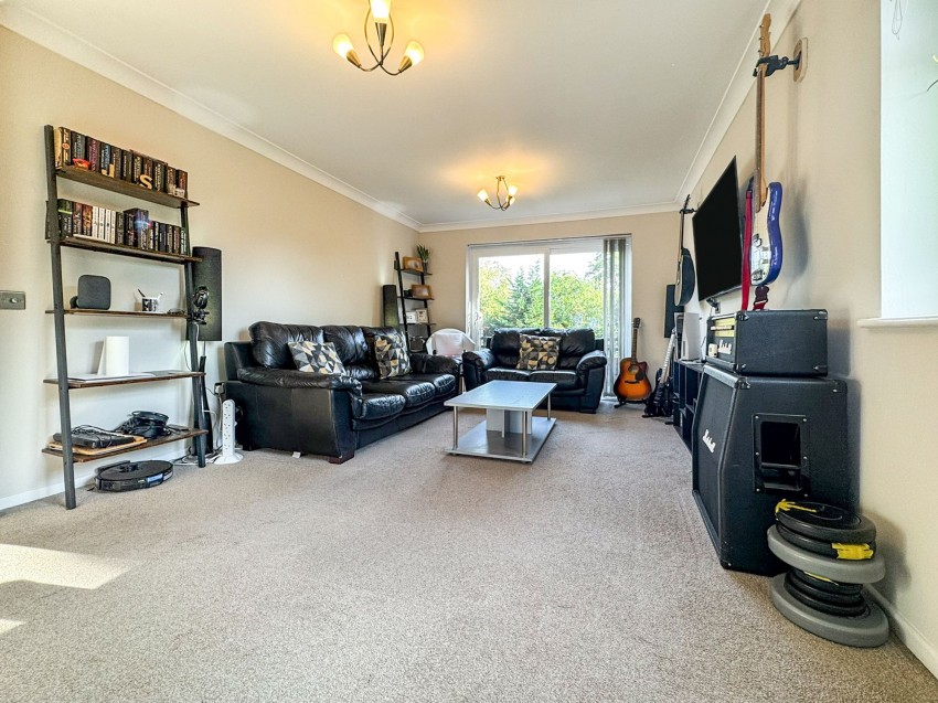Images for Calbourne Drive, Calcot, RG31