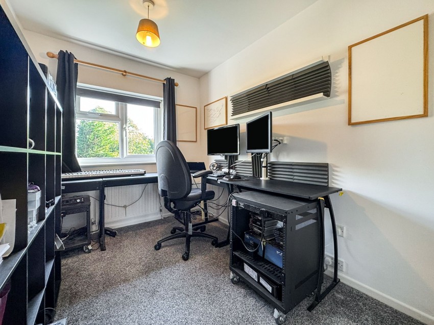 Images for Calbourne Drive, Calcot, RG31