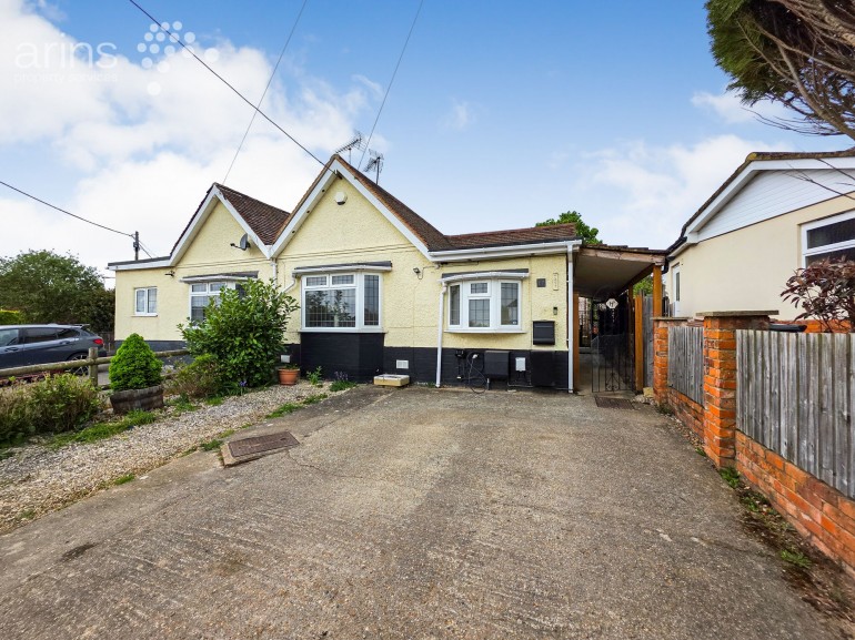 Oatlands Road, Shinfield, RG2