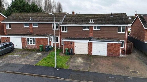 View Full Details for Sharnwood Drive, Calcot, RG31