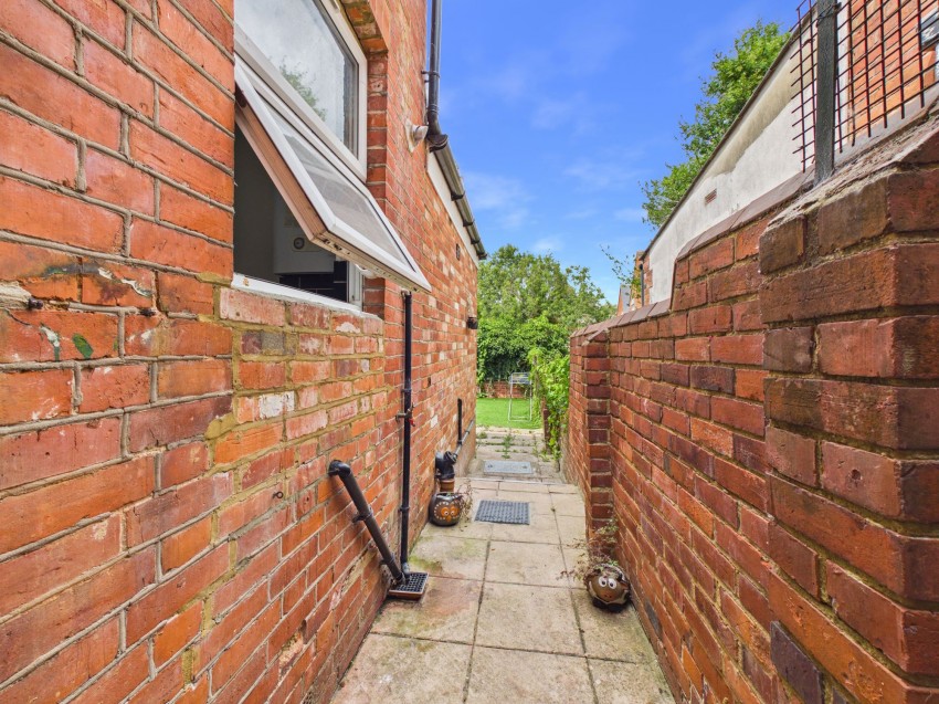 Images for Pitcroft Avenue, Reading, RG6
