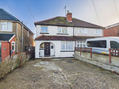 View Full Details for Basingstoke Road, Reading, RG2