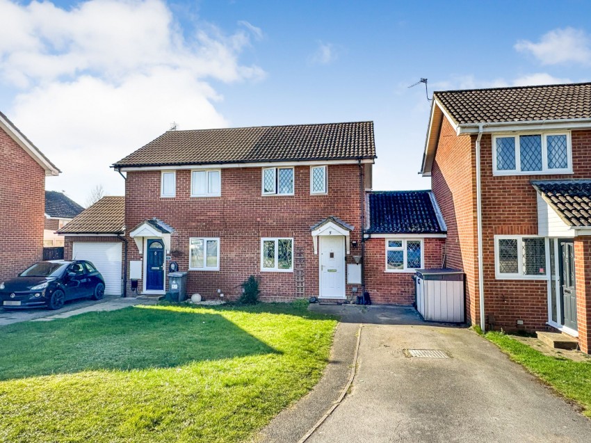 Images for Calshot Place, Calcot, RG31