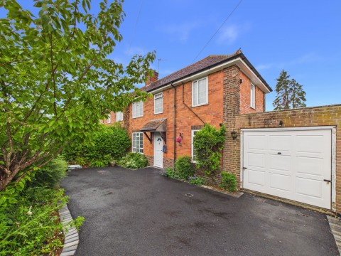 View Full Details for Callington Road, Reading, RG2