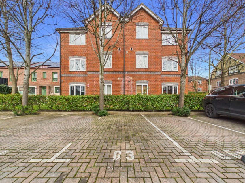 Images for Ashdene Gardens, Reading, RG30