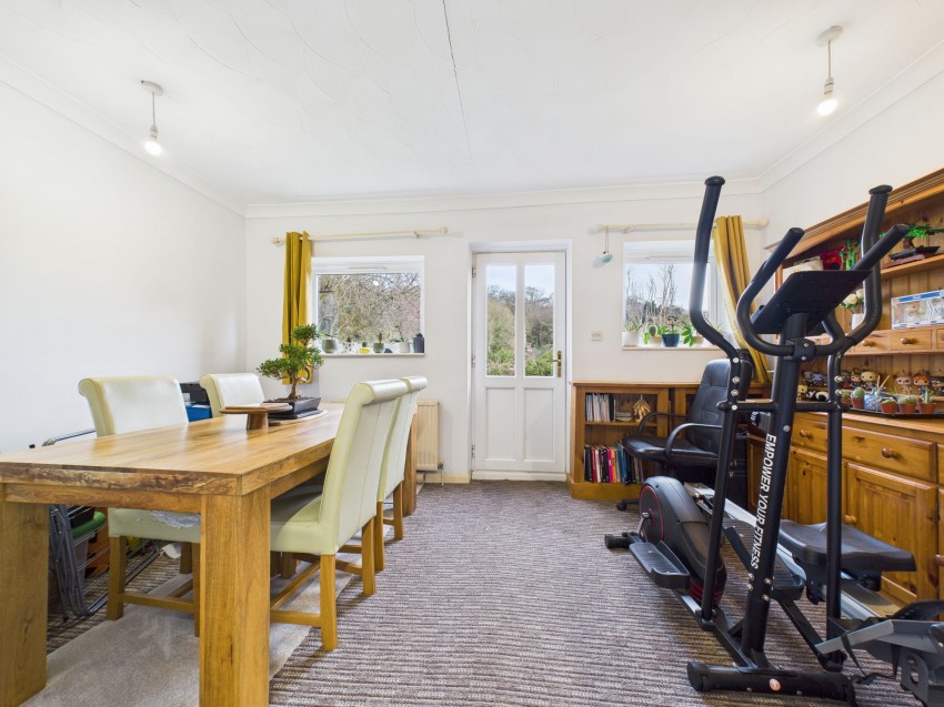 Images for Kentwood Hill, Tilehurst, RG31