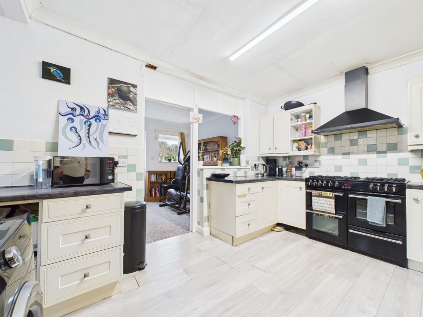 Images for Kentwood Hill, Tilehurst, RG31