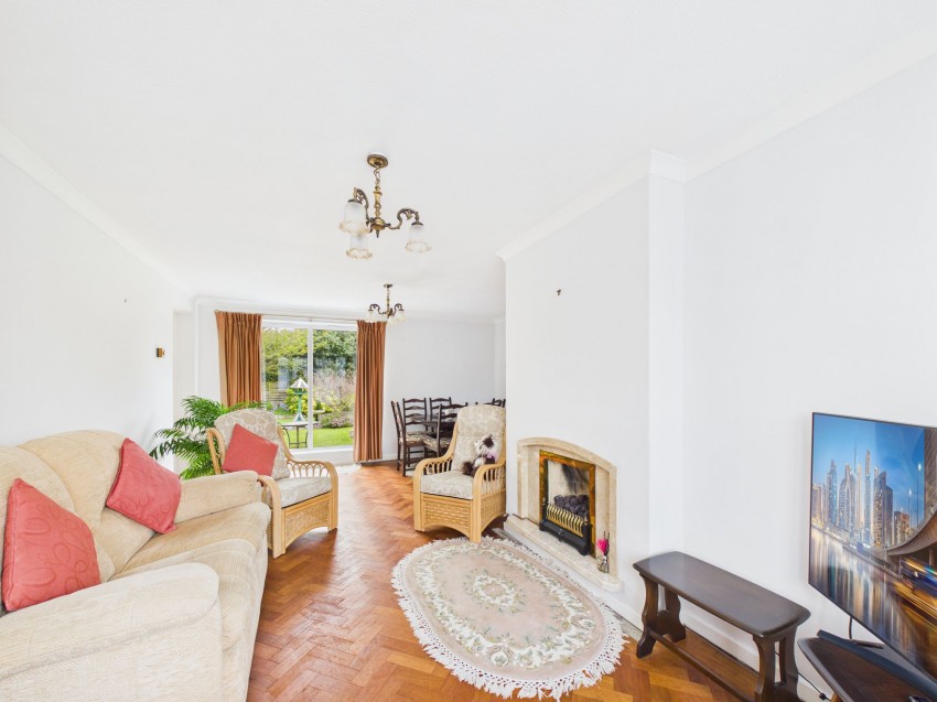 Images for Kennedy Gardens, Earley, RG6