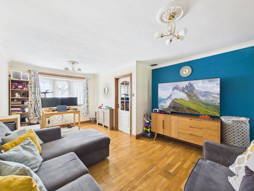 Images for Sandleford Close, Reading, RG2