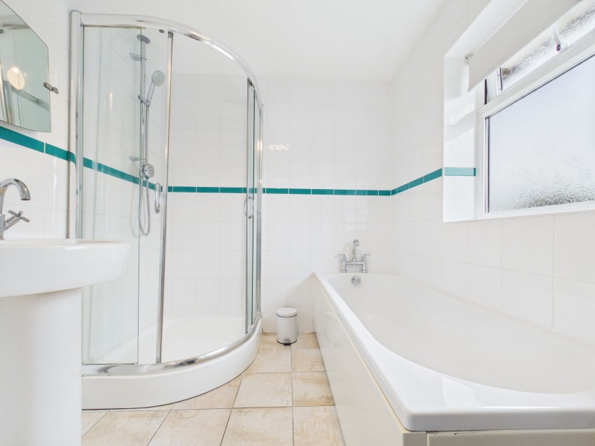 Images for Chapel Hill, Tilehurst, RG31