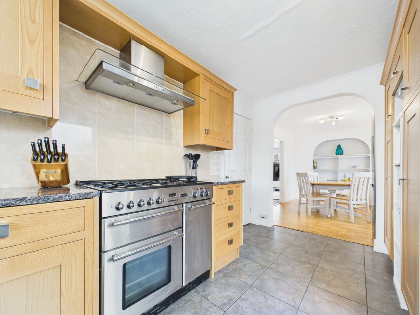 Images for Chapel Hill, Tilehurst, RG31