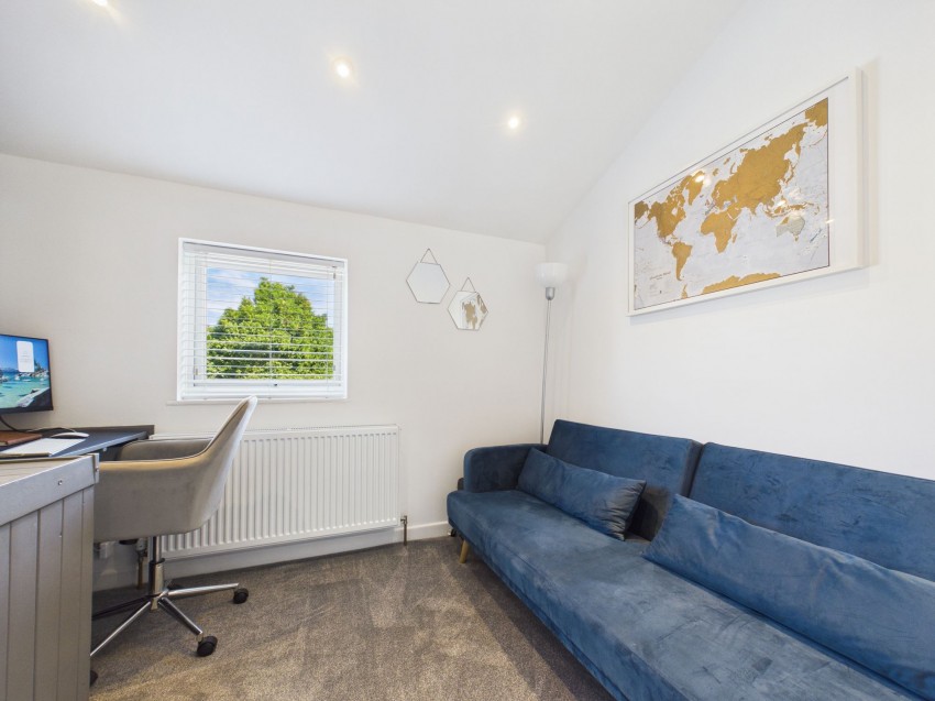 Images for Marshall Close, Purley On Thames, RG8