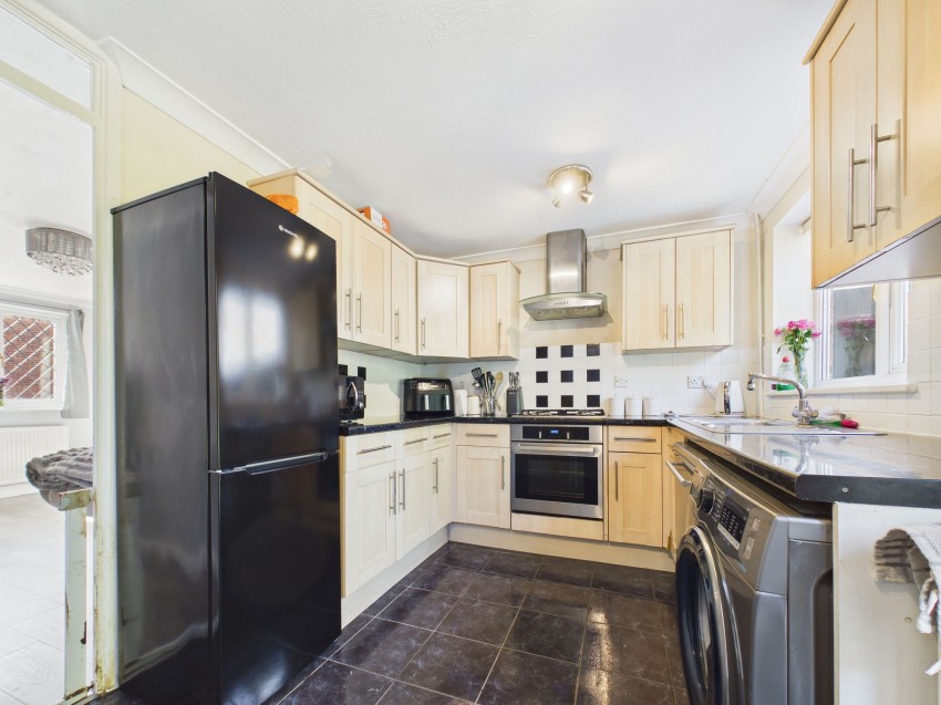 Images for Calshot Place, Calcot, RG31