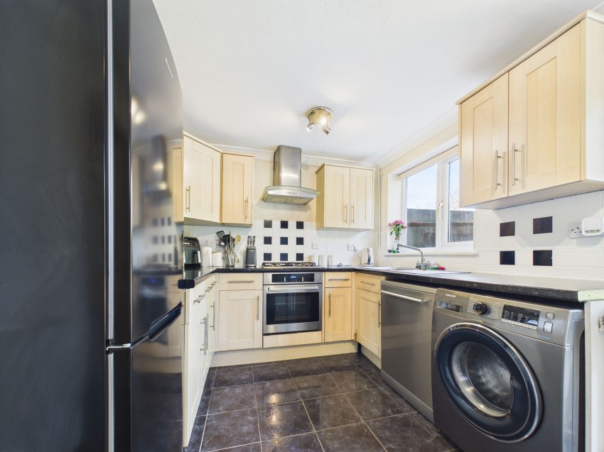 Images for Calshot Place, Calcot, RG31