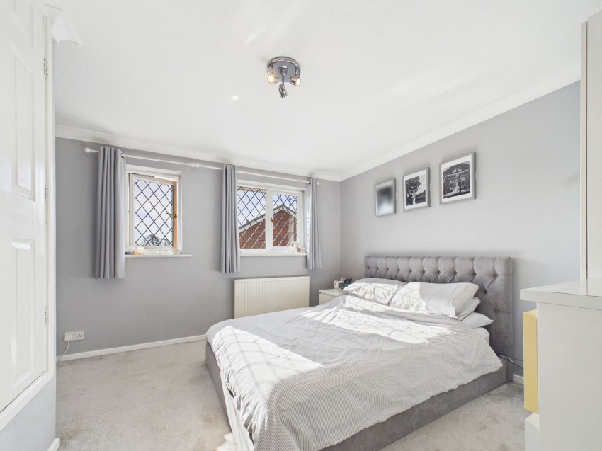 Images for Calshot Place, Calcot, RG31