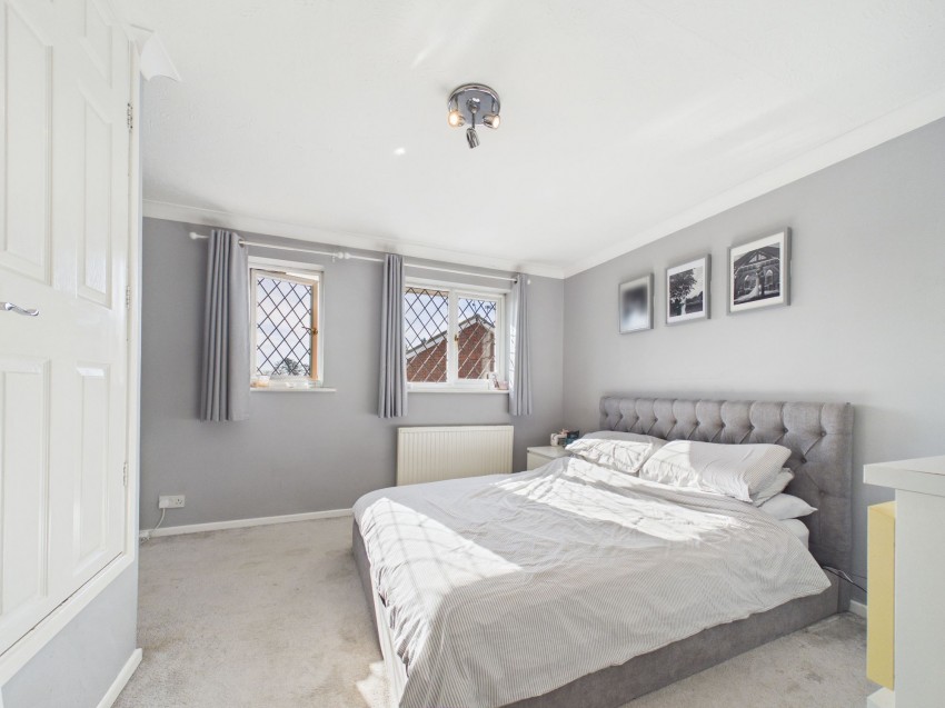 Images for Calshot Place, Calcot, RG31