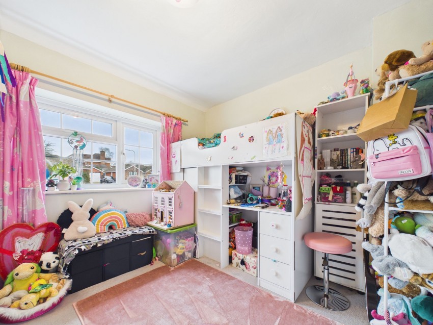 Images for Tilling Close, Tilehurst, RG31