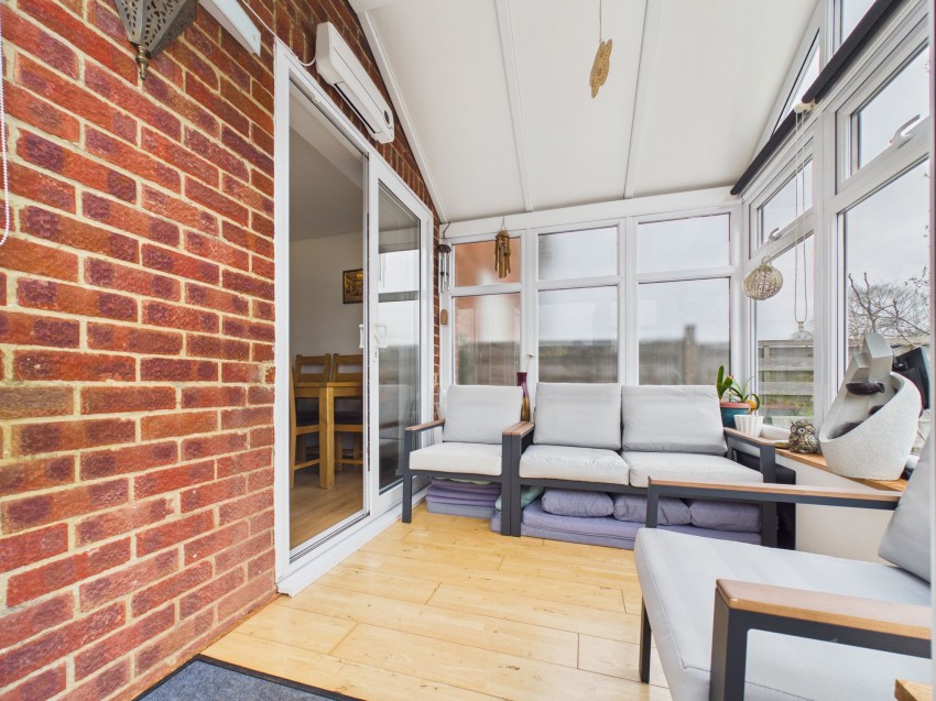 Images for Tilling Close, Tilehurst, RG31