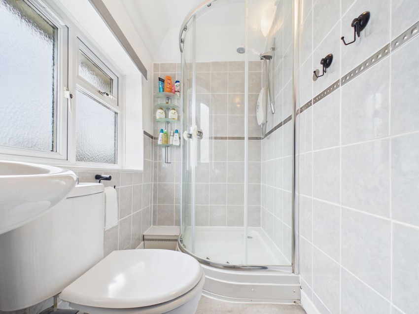 Images for Tilling Close, Tilehurst, RG31