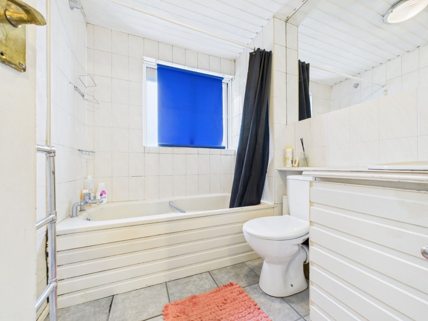 Images for Poole Close, Tilehurst, RG30