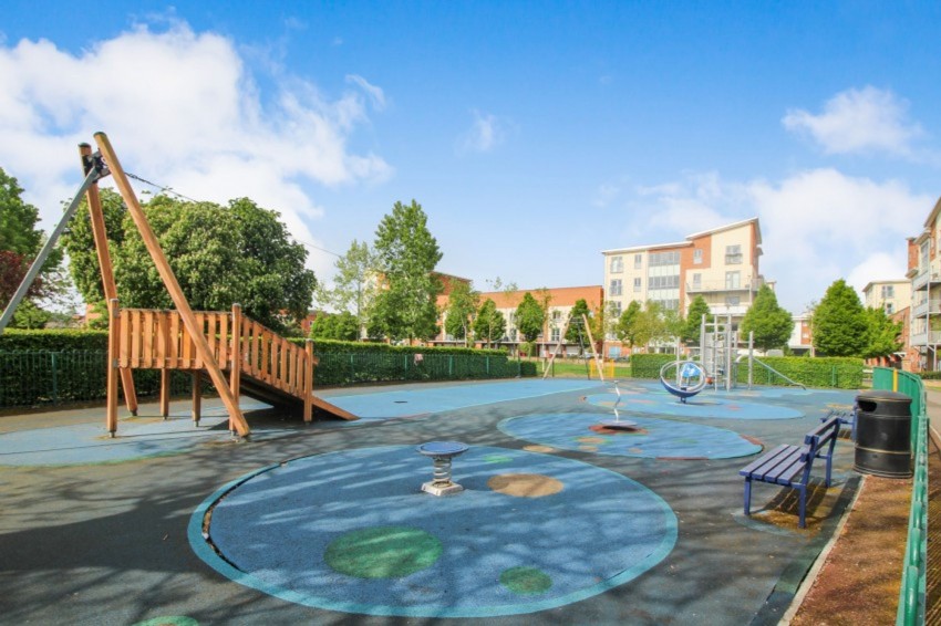 Images for Battle Square, Sourton House Battle Square, RG30