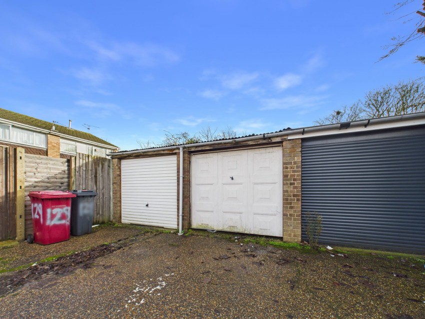 Images for Elvaston Way, Tilehurst, RG30