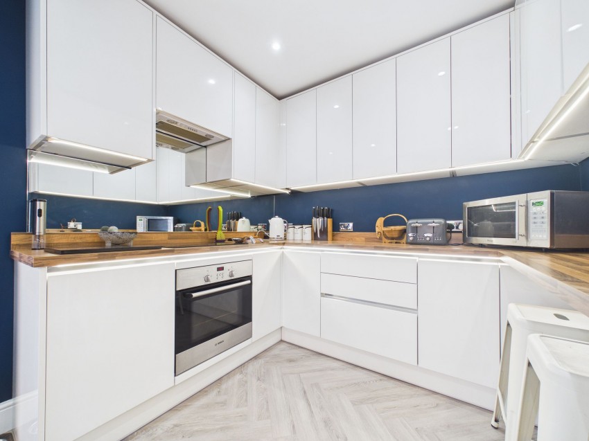 Images for Kentwood Hill, Tilehurst, RG31