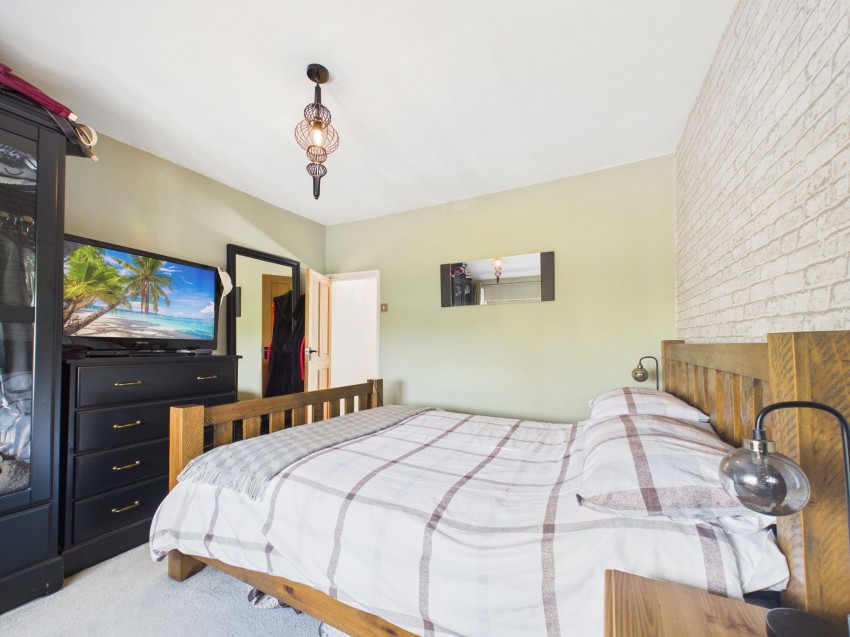 Images for Kentwood Hill, Tilehurst, RG31
