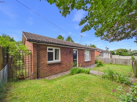 View Full Details for Mayfair, Tilehurst, RG30