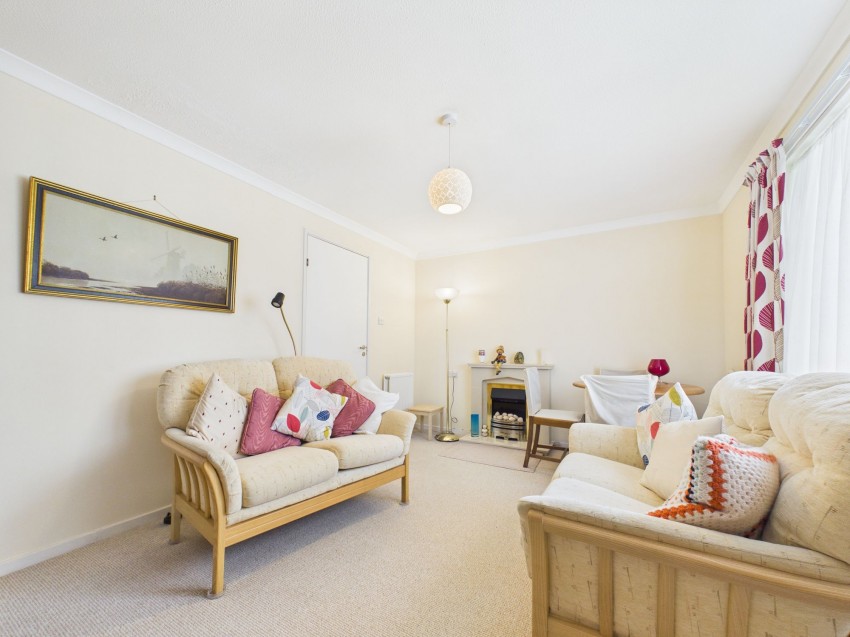 Images for Mayfair, Tilehurst, RG30