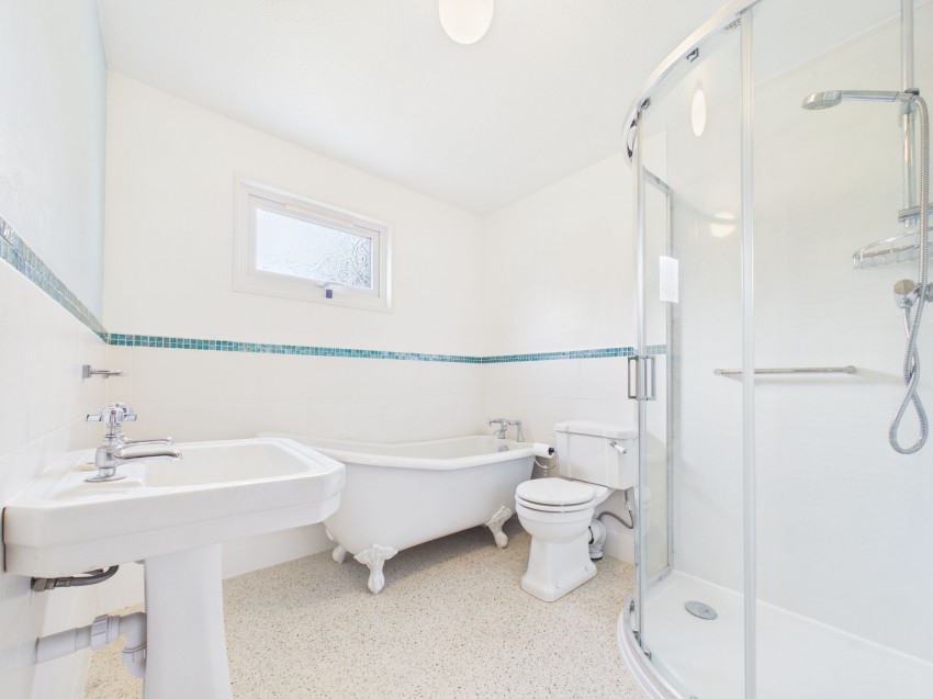 Images for Mayfair, Tilehurst, RG30