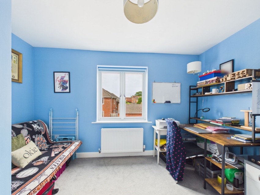 Images for Regis Park Road, Reading, RG6