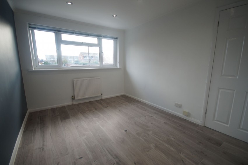 Images for Elvaston Way, Tilehurst, RG30