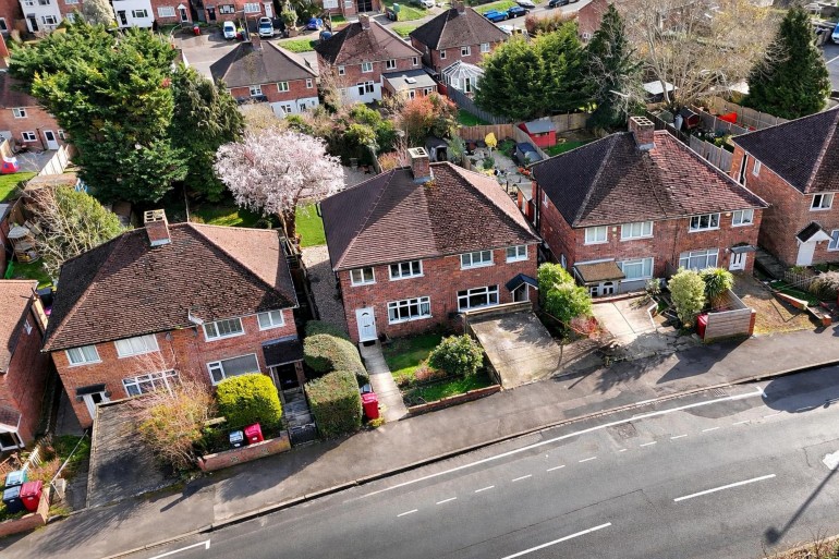 Kentwood Hill, Tilehurst, RG31