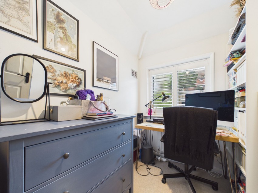 Images for Kentwood Hill, Tilehurst, RG31