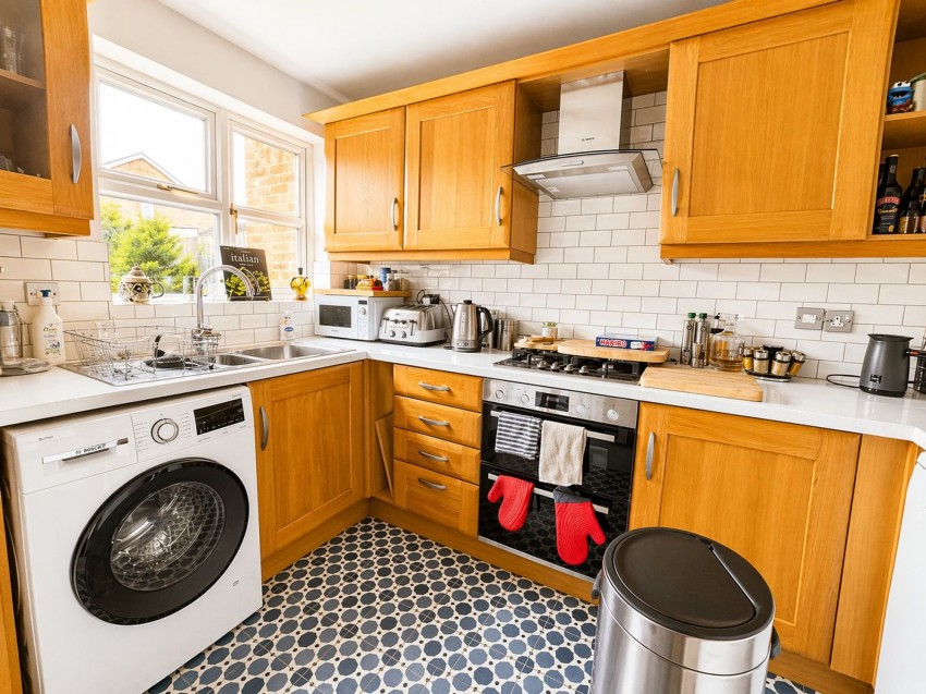 Images for Pemberton Gardens, Calcot, RG31