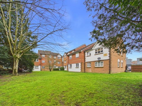 View Full Details for Amethyst Lane, Tamar Court Amethyst Lane, RG30