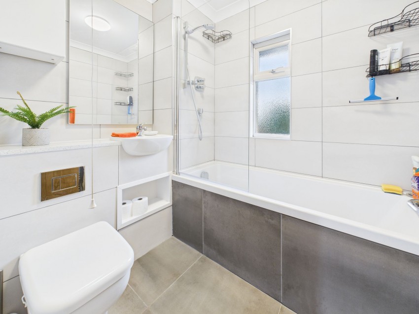 Images for Bath Road, Calcot, RG31