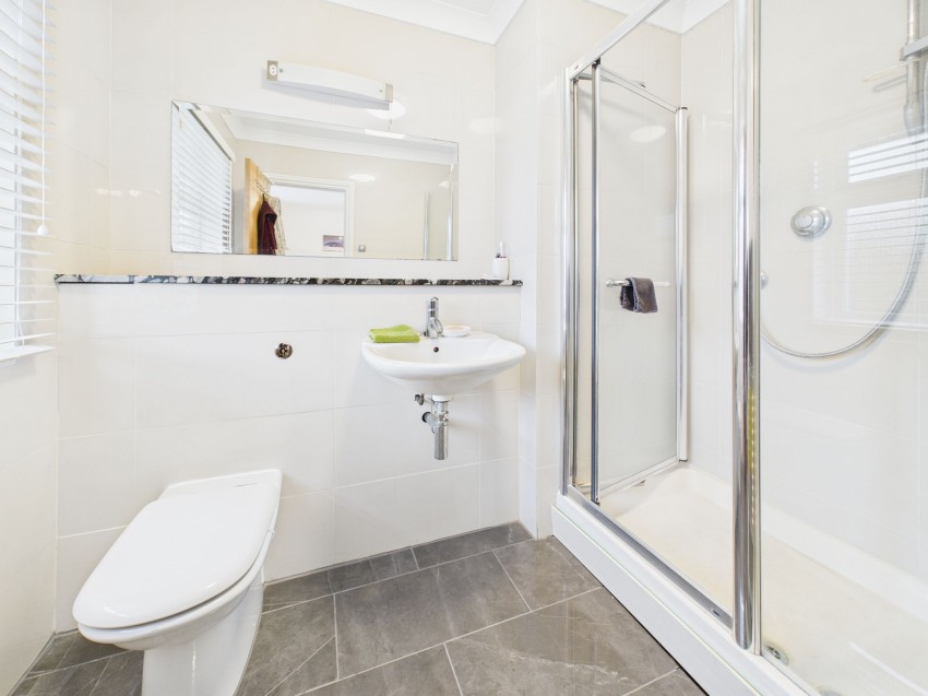 Images for Bath Road, Calcot, RG31