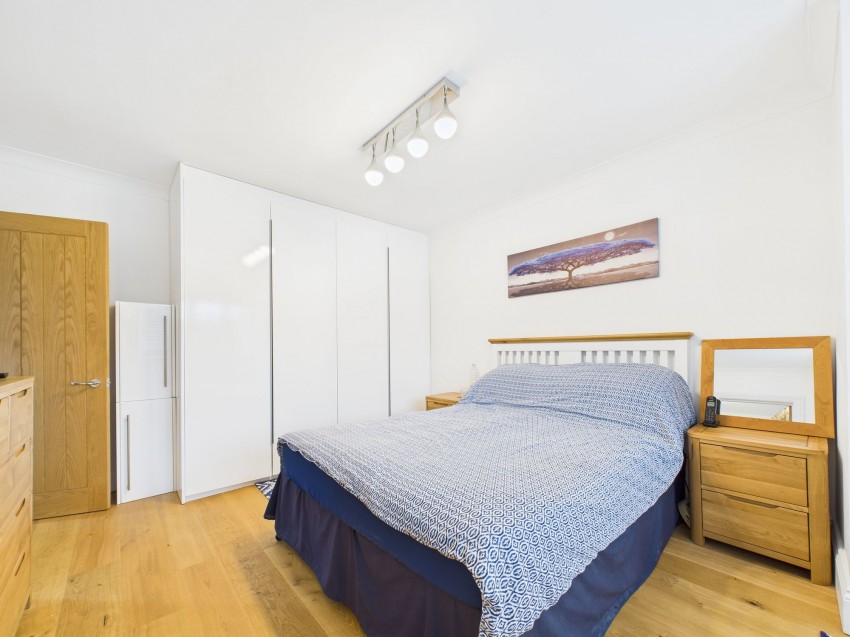 Images for Bath Road, Calcot, RG31